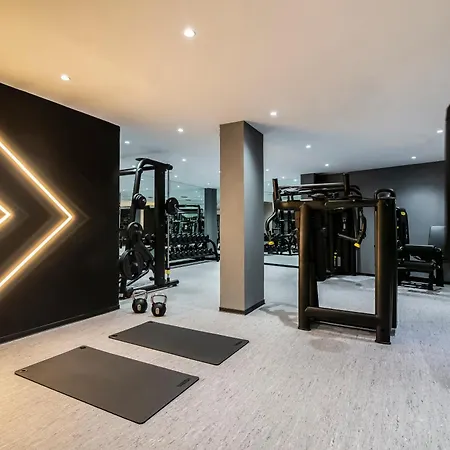 Puerto De La Luz By Pierre & 3*