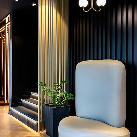 Puerto De La Luz By Pierre &